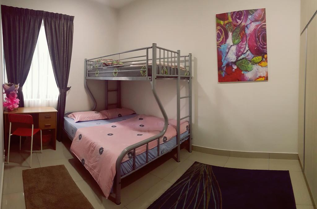 Kampong Bohol Skyview Univ360 Place Facing Mines Lake מראה חיצוני תמונה