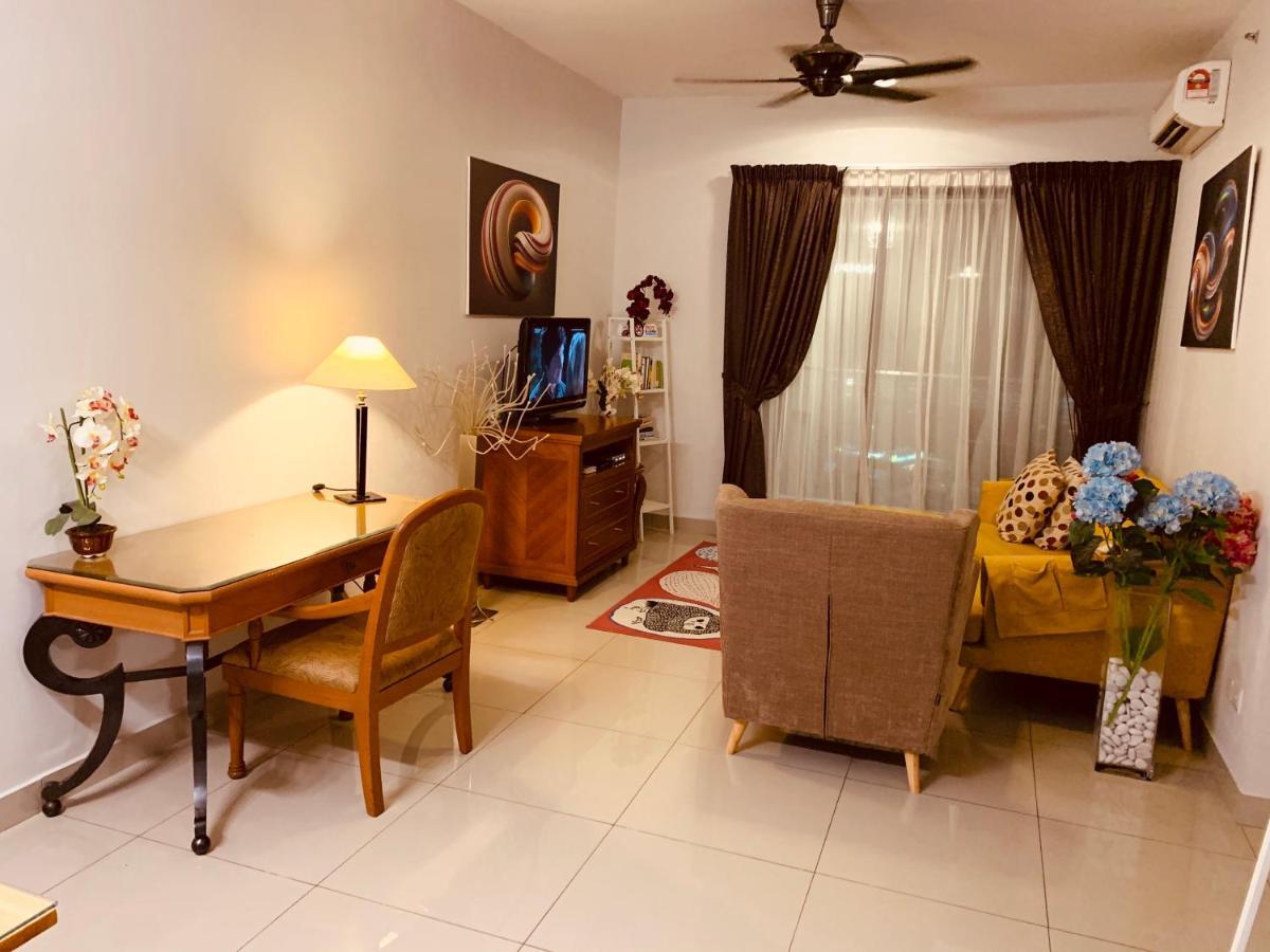 Kampong Bohol Skyview Univ360 Place Facing Mines Lake מראה חיצוני תמונה